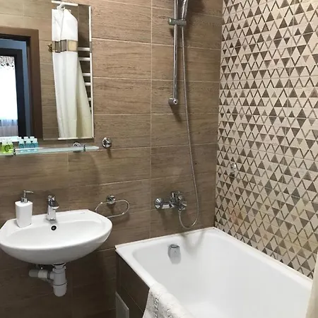 Apartmant In Kpi з двома спальнями *